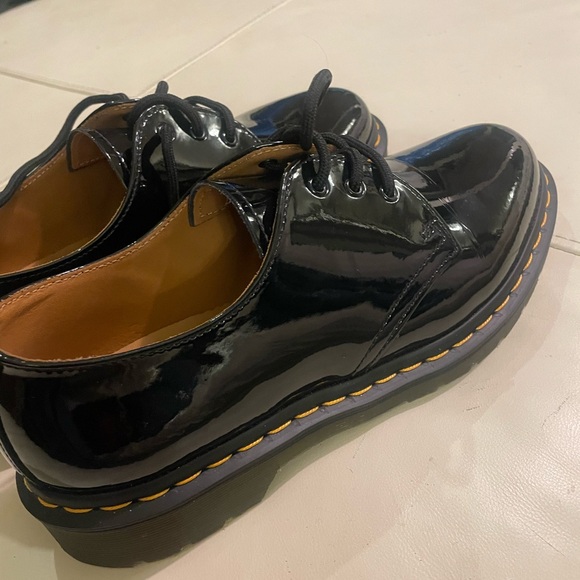 Dr. Martens 1461 Black Patent Leather Women's Oxfords - NWOT - Picture 7 of 9